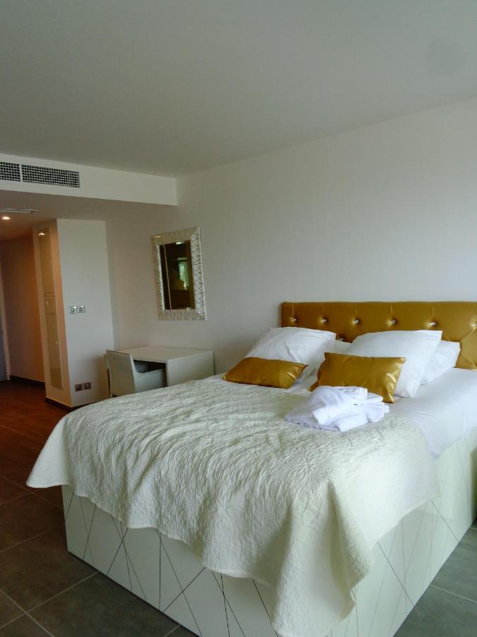 Le Nautilia Residence De Luxe "Reservee Aux Couples" Agde Luaran gambar
