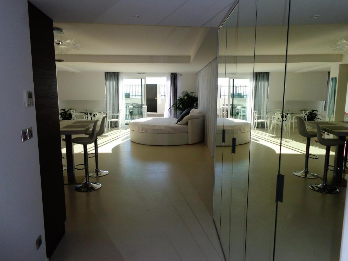 Le Nautilia Residence De Luxe "Reservee Aux Couples" Agde Luaran gambar